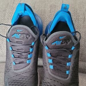 Nike Air 270 Black and Blue Sneakers